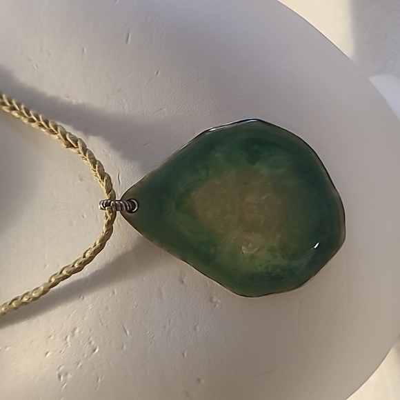 Beautiful  necklace for all occasions - Picture 3 of 4